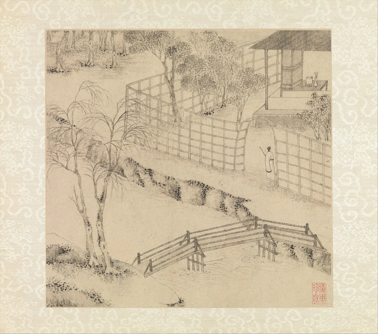 文徵明《拙政园图诗》册页之一:曲桥跨水,芭蕉与杂树掩映篱笆院落,一文士拄杖立于篱门边,上方敞轩内可见炉瓶清供